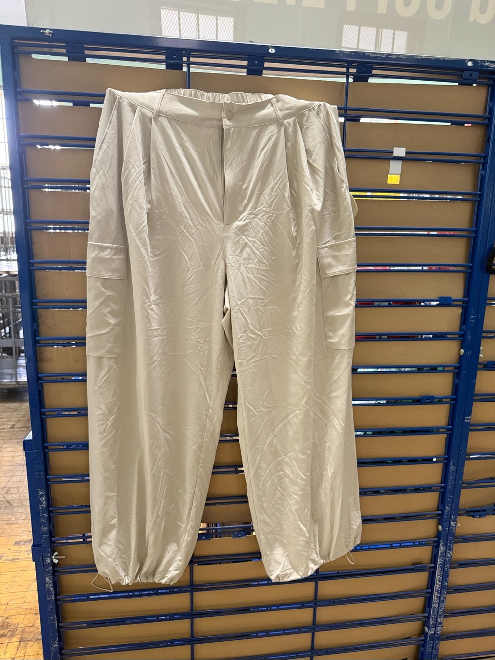 GAP Cream Cargo-Style Elastic Hem Joggers